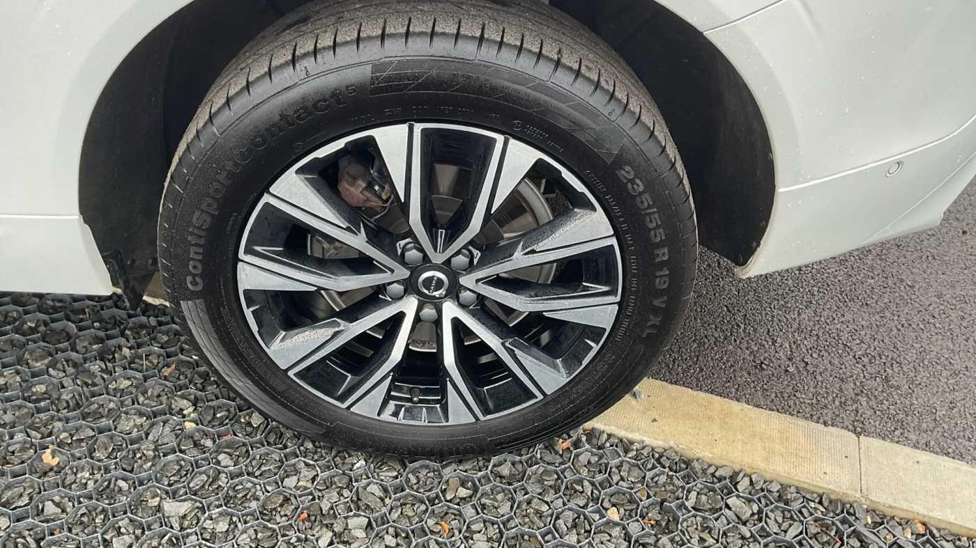 Used Volvo XC60 2023 for sale - 76887473: Photo 40