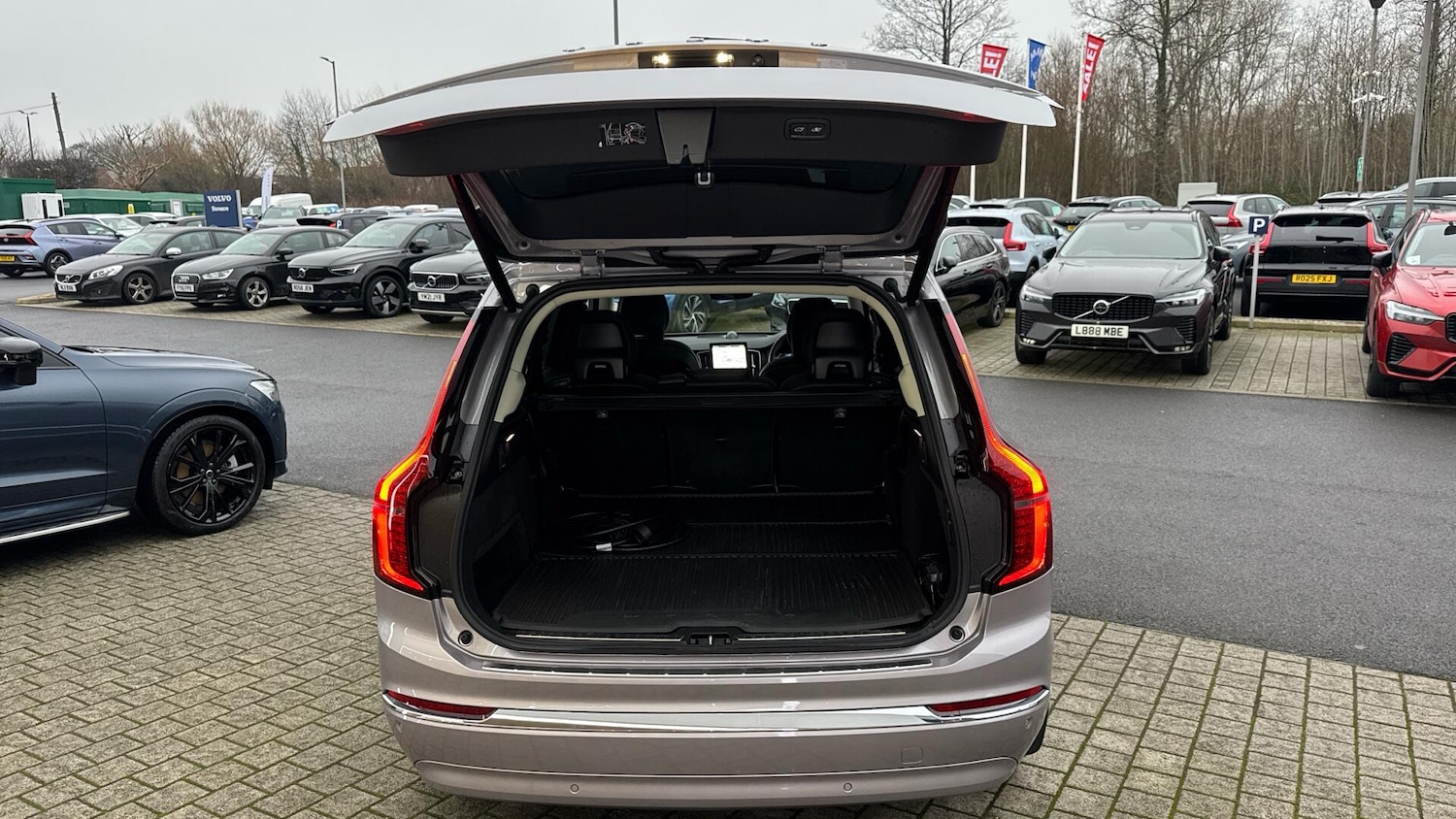 Used Volvo XC90 2025 for sale - 77467944: Photo 13