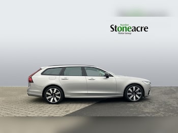 Used Volvo V90 2025 for sale - 77395803: Photo