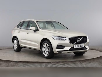 2020 (20) - Momentum B5 (250 hp) Auto 5-Door