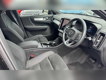 Used Volvo XC40 2026 for sale - 78965386: Photo