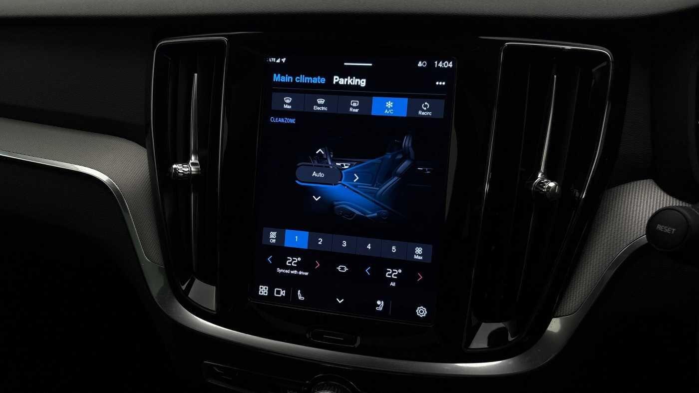 Used Volvo V60 2025 for sale - 76801978: Photo 40