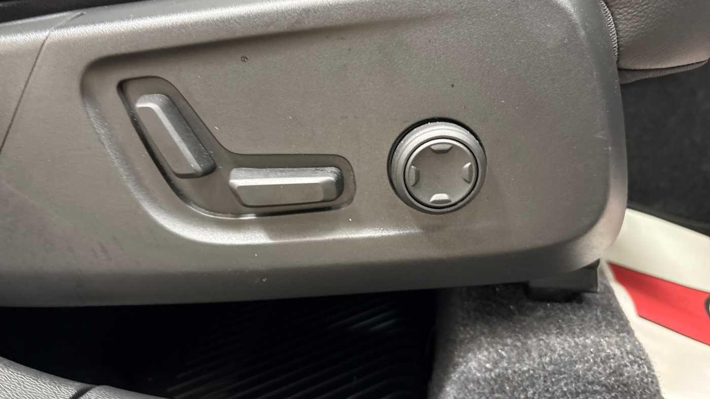 Used Volvo XC40 2024 for sale - 77573975: Photo 28