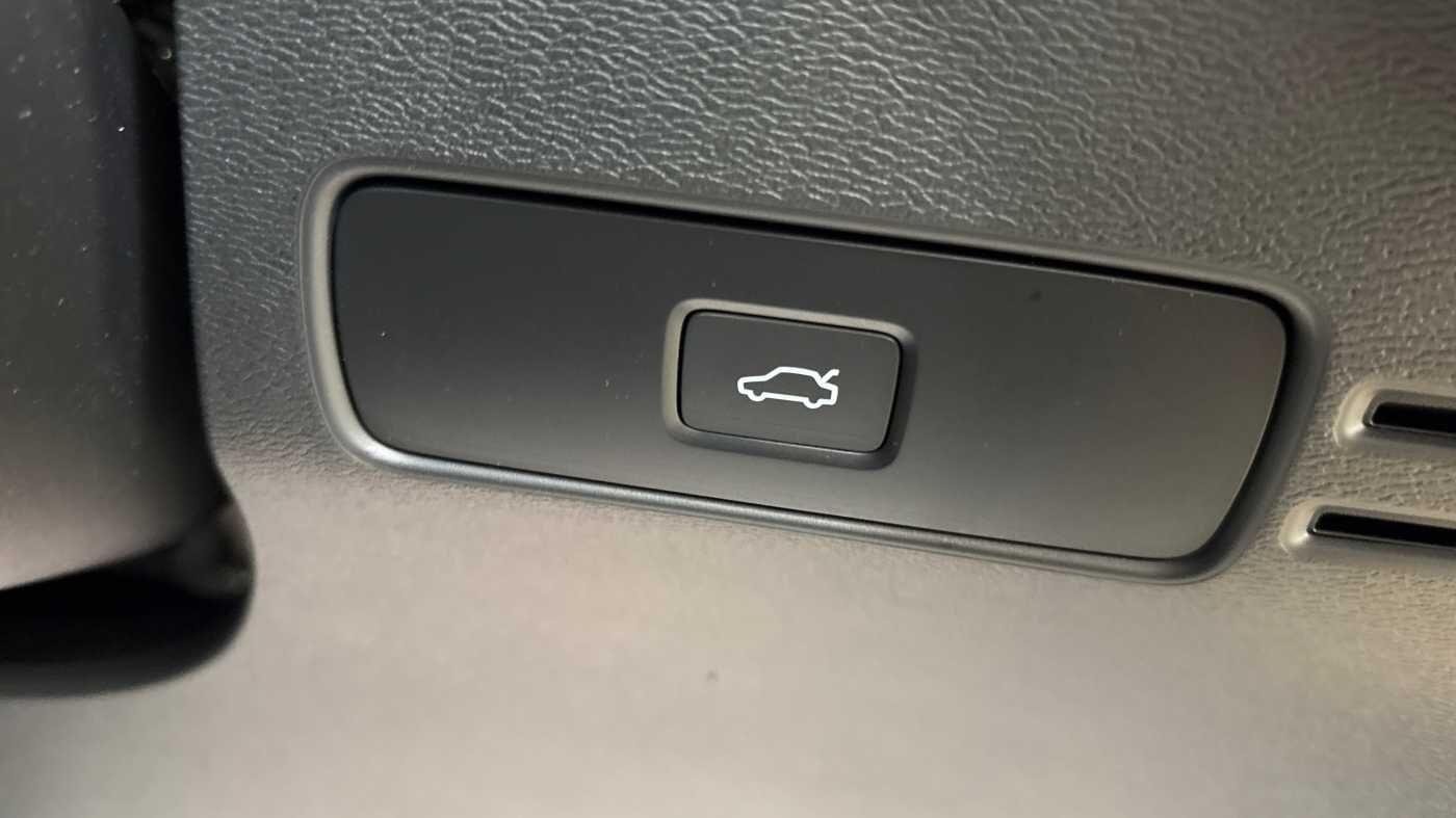 Used Volvo XC40 2024 for sale - 77573975: Photo 30