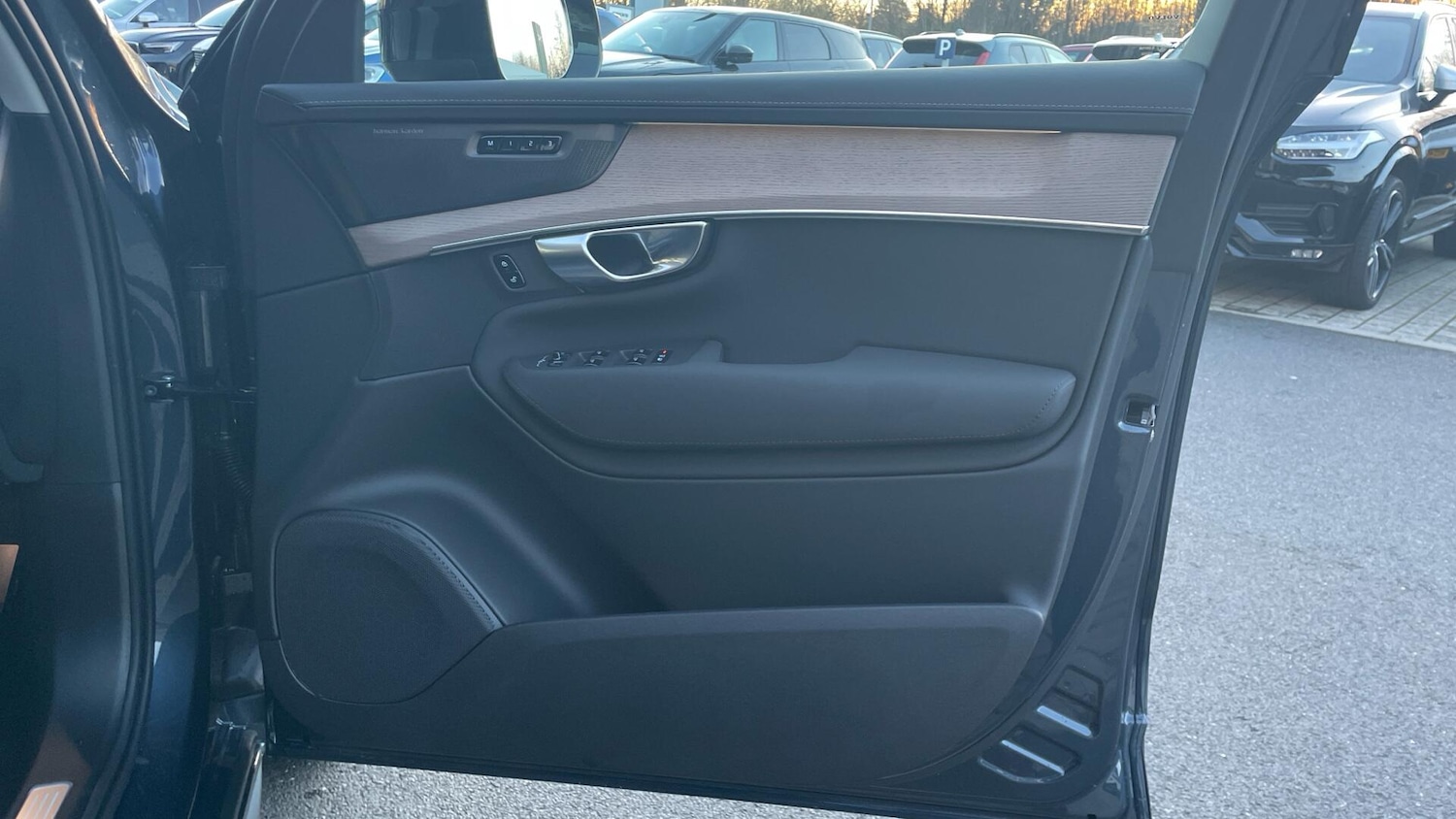 Used Volvo XC90 for sale - 77190377: Photo 29