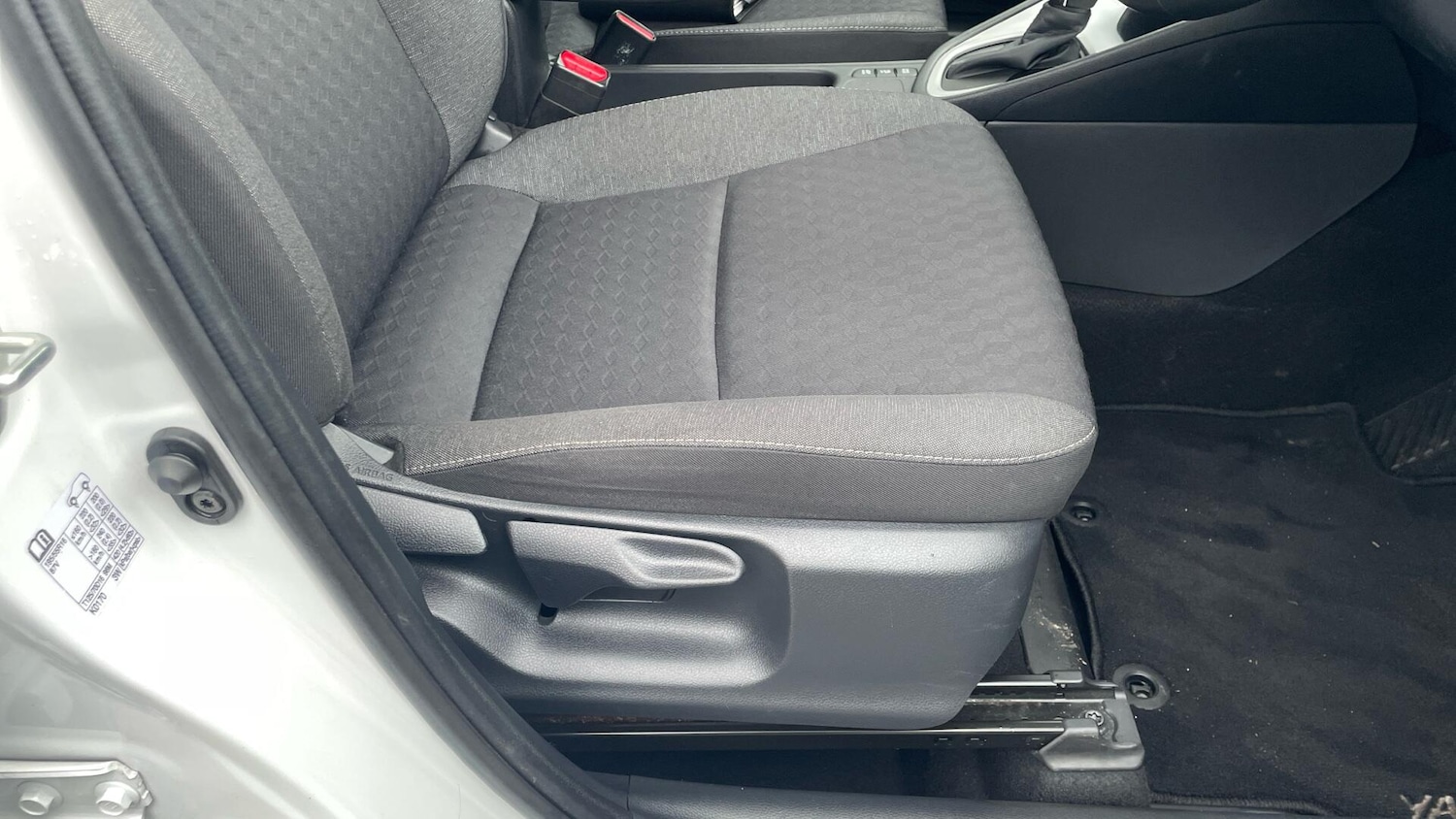 Used Toyota Yaris 2021 for sale - 77564967: Photo 30