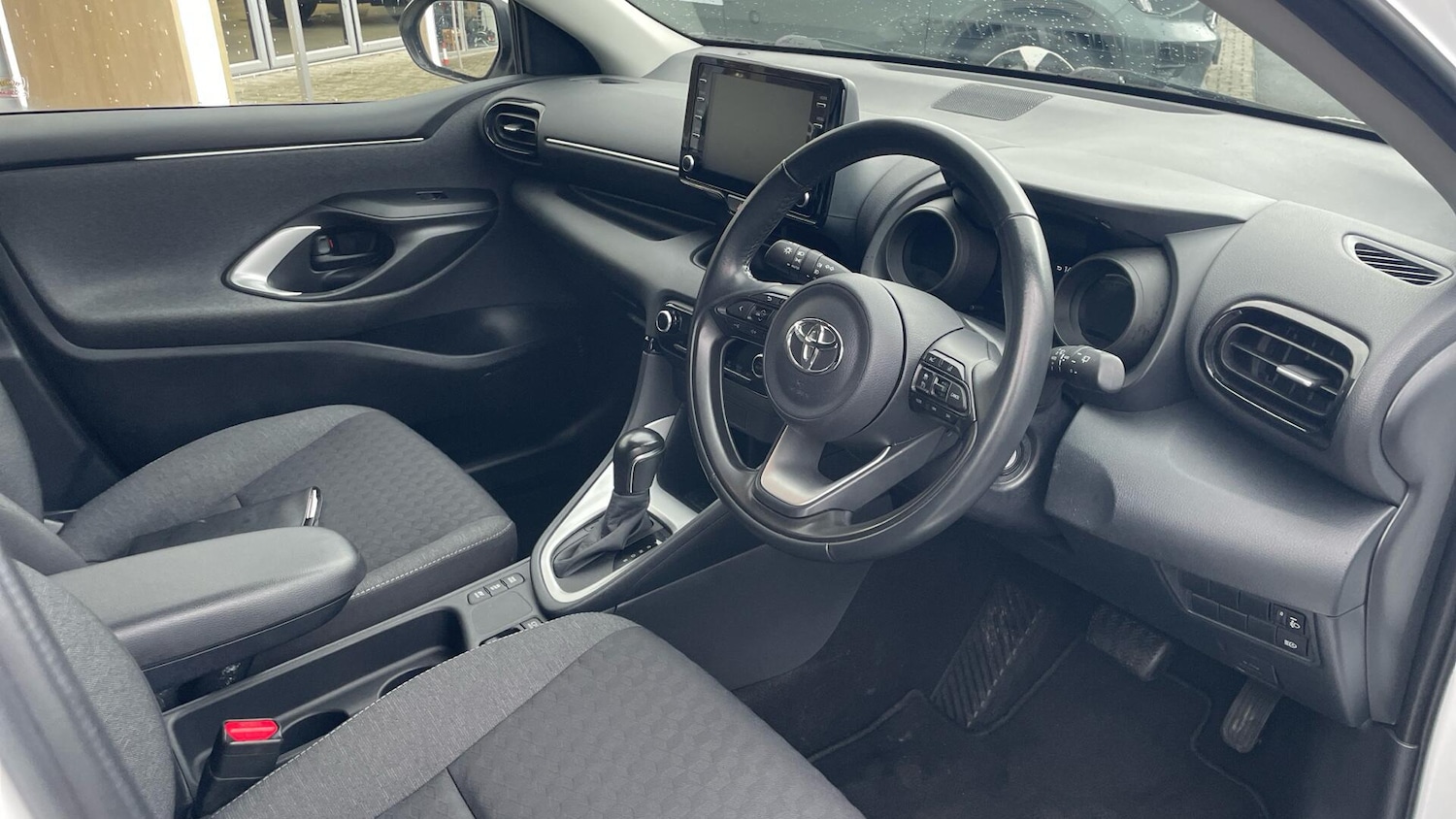 Used Toyota Yaris 2021 for sale - 77564967: Photo 4