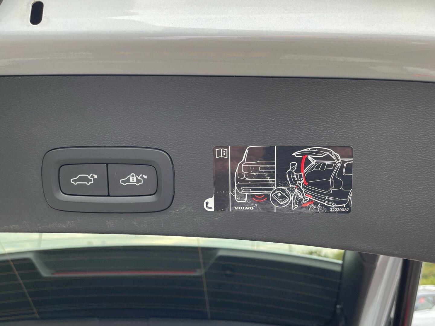 Used Volvo XC40 2021 for sale - 76226899: Photo 10