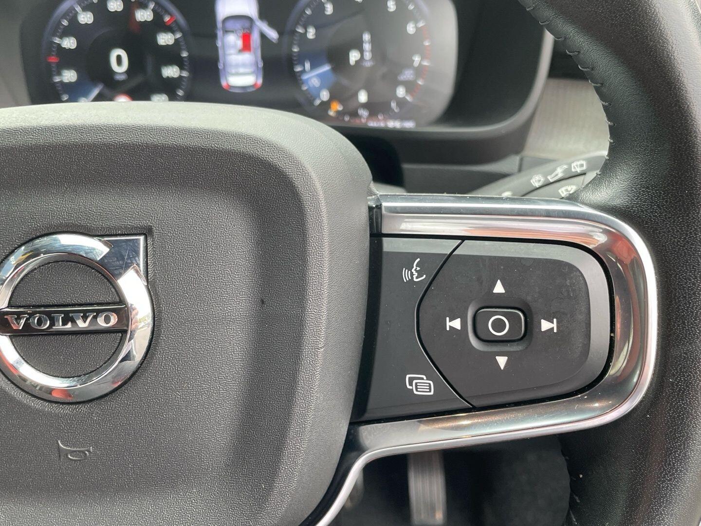 Used Volvo XC40 2021 for sale - 76226899: Photo 32