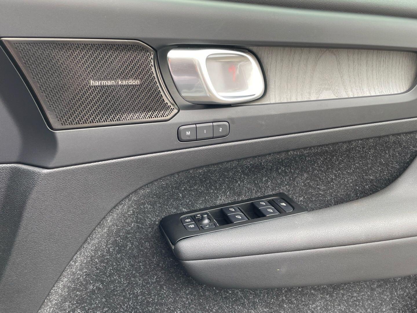 Used Volvo XC40 2021 for sale - 76226899: Photo 39