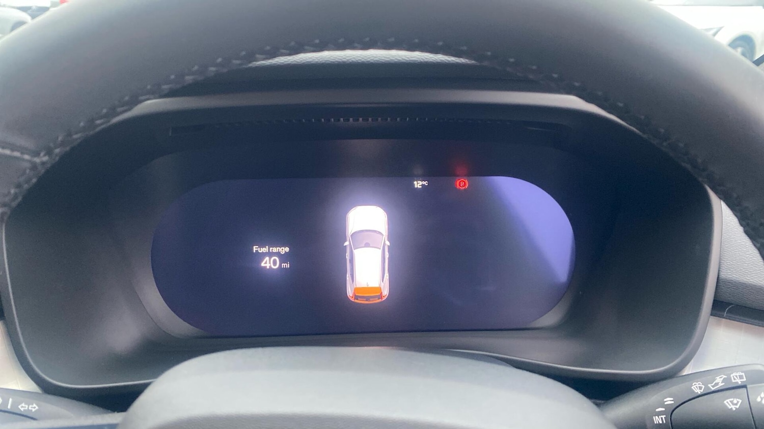 Used Volvo XC40 2025 for sale - 76294549: Photo 11