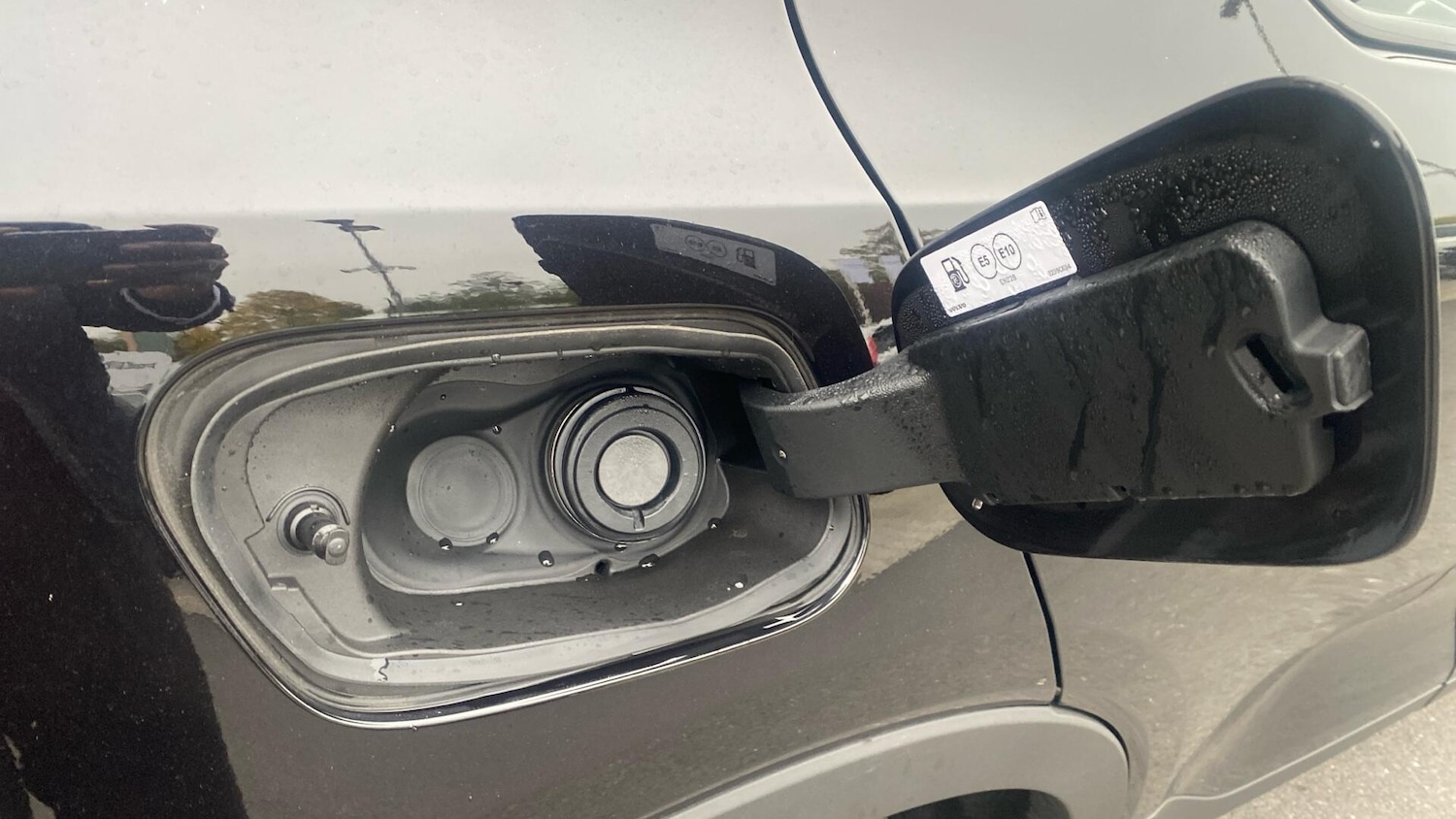 Used Volvo XC40 2025 for sale - 76294549: Photo 16