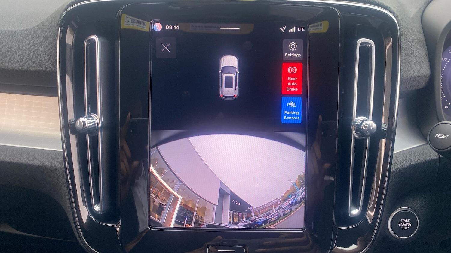 Used Volvo XC40 2025 for sale - 76294549: Photo 19