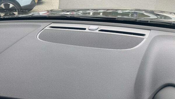 Used Volvo XC40 for sale - 76294549: Photo 25
