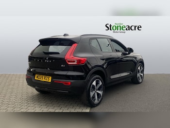 Used Volvo XC40 for sale - 76294549: Photo 2