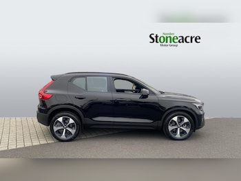 Used Volvo XC40 for sale - 76294549: Photo 3