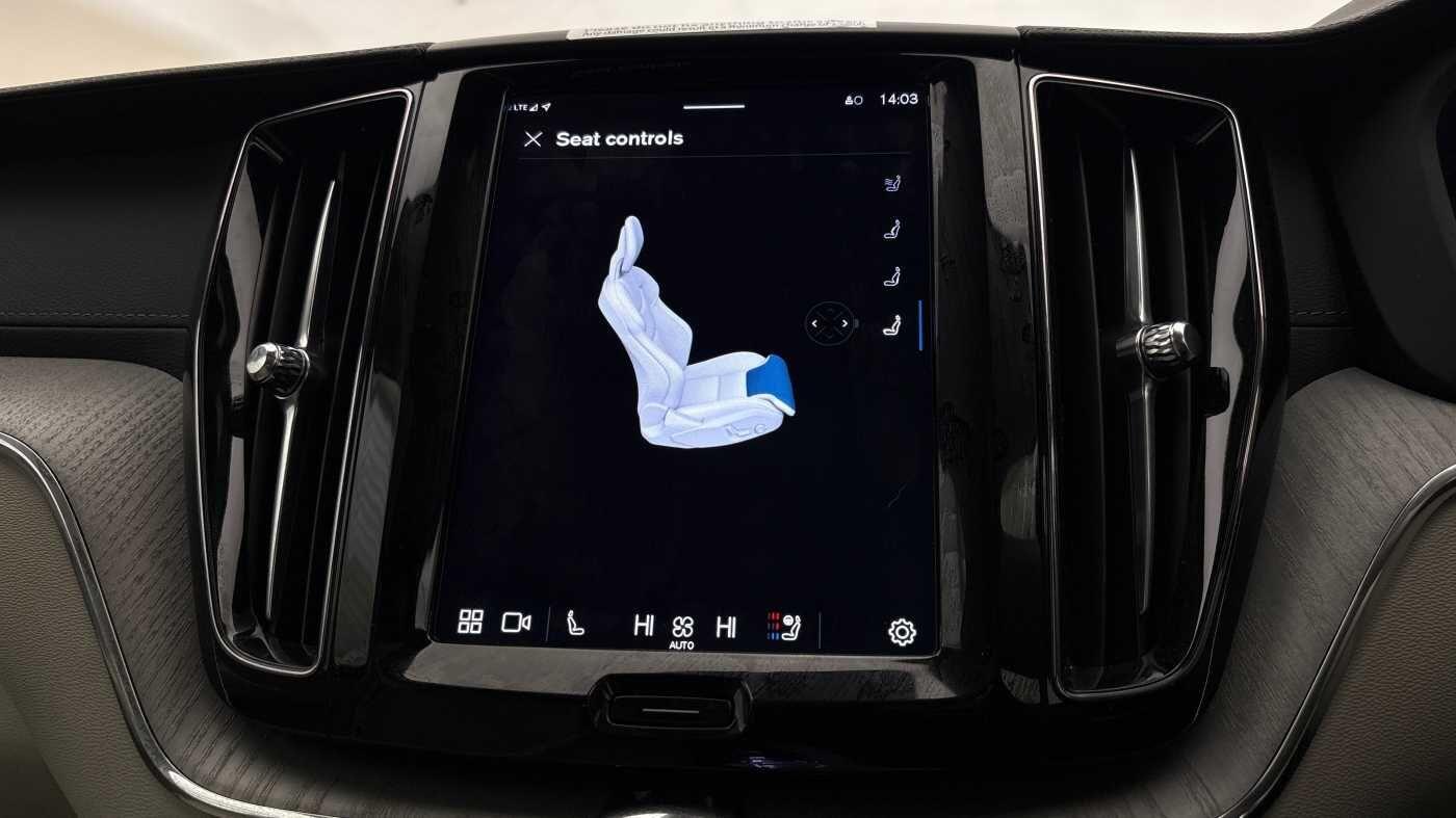 Used Volvo XC60 for sale - 77242671: Photo 42