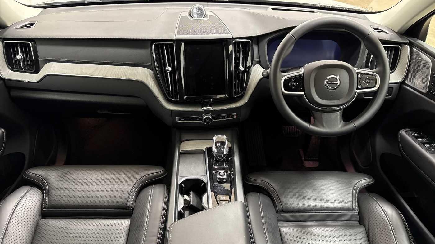 Used Volvo XC60 2025 for sale - 77091217: Photo 11