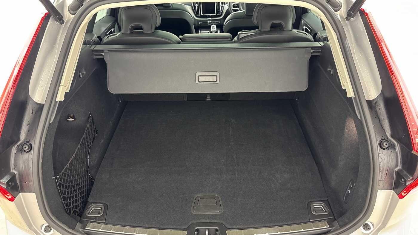 Used Volvo XC60 2025 for sale - 77091217: Photo 15