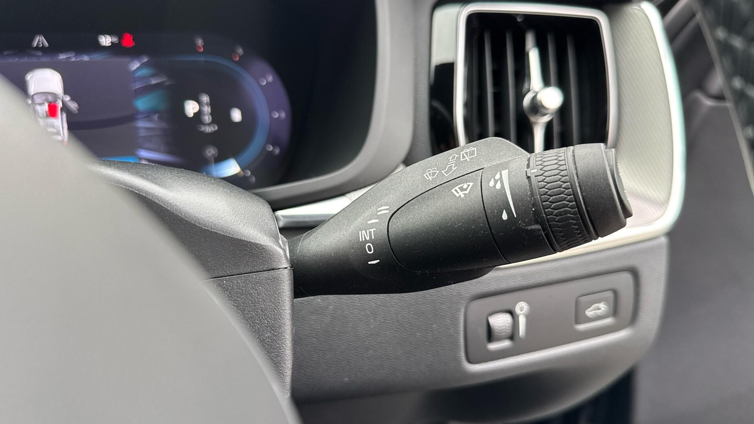 Used Volvo XC60 for sale - 76824442: Photo 22