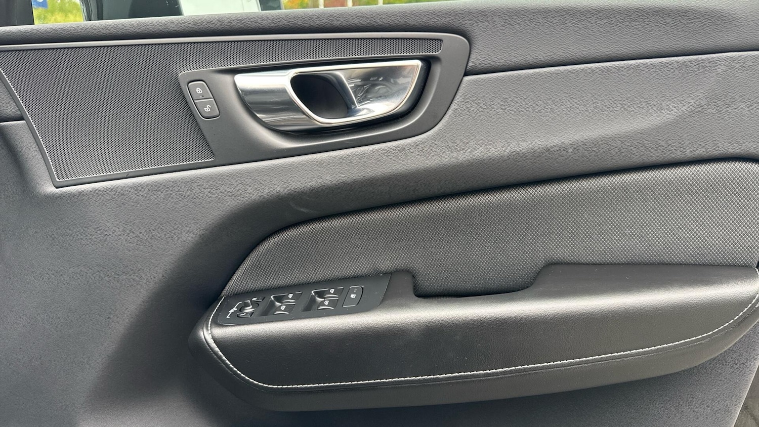 Used Volvo XC60 for sale - 76824442: Photo 28