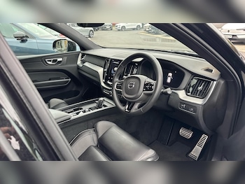 Used Volvo XC60 2021 for sale - 76824442: Photo