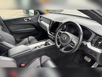 Used Volvo XC60 2021 for sale - 78902310: Photo