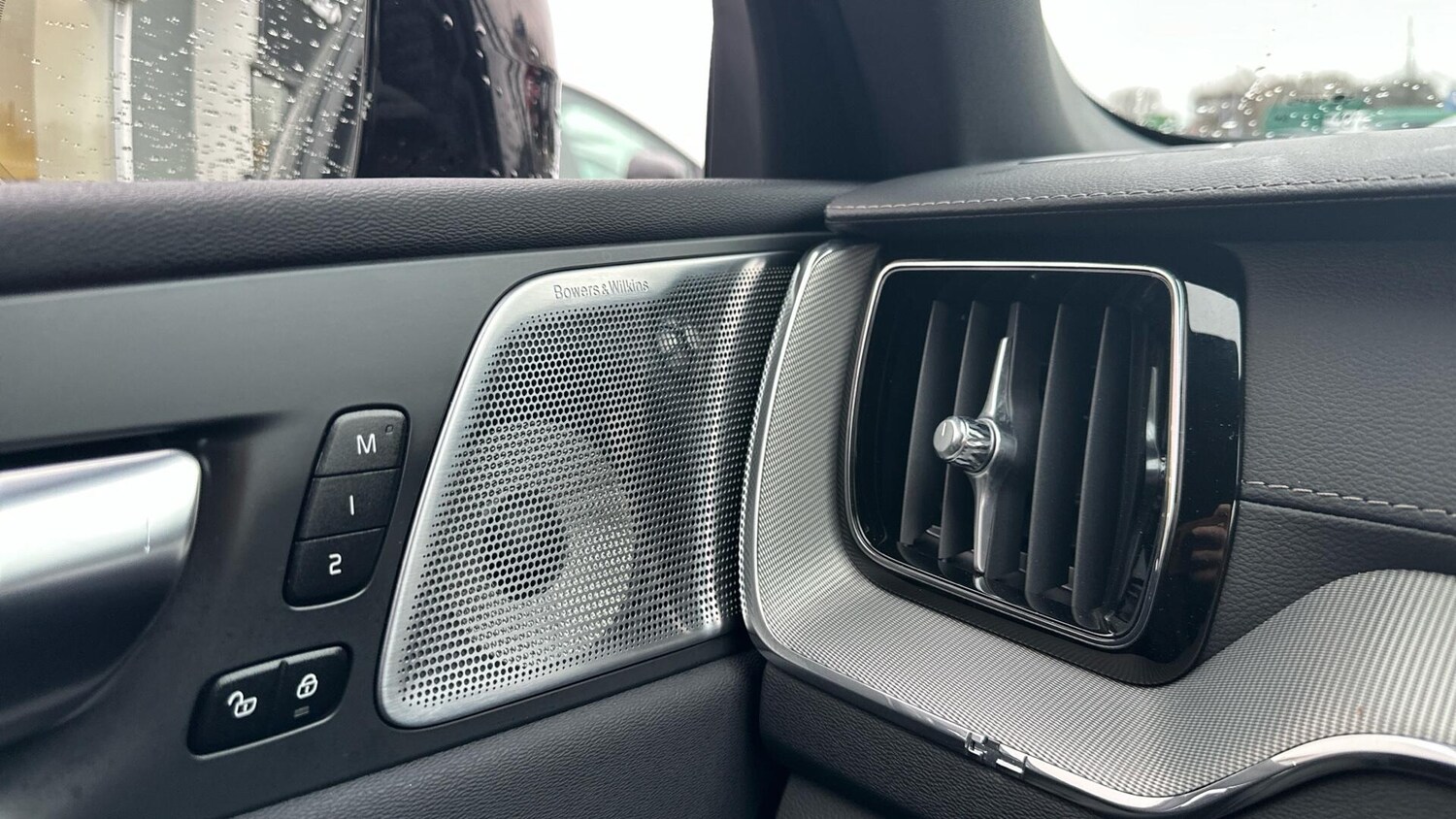 Used Volvo XC60 2024 for sale - 77238426: Photo 33