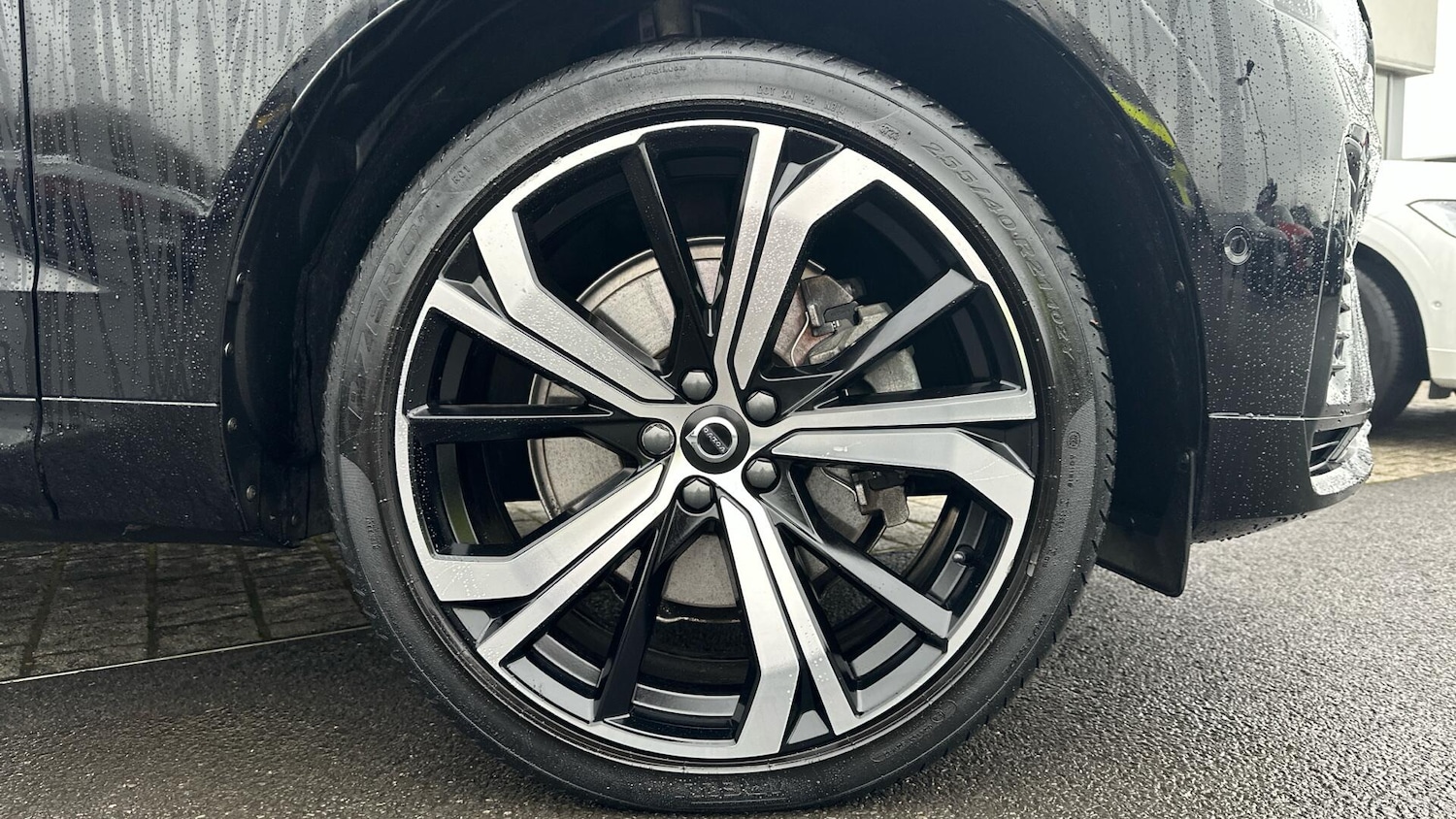 Used Volvo XC60 2024 for sale - 77238426: Photo 9