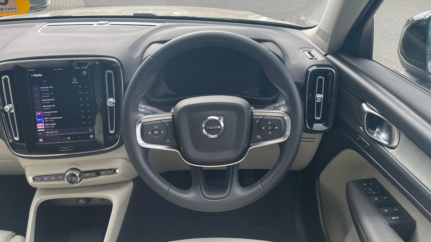 Used Volvo XC40 for sale - 78214477: Photo 10