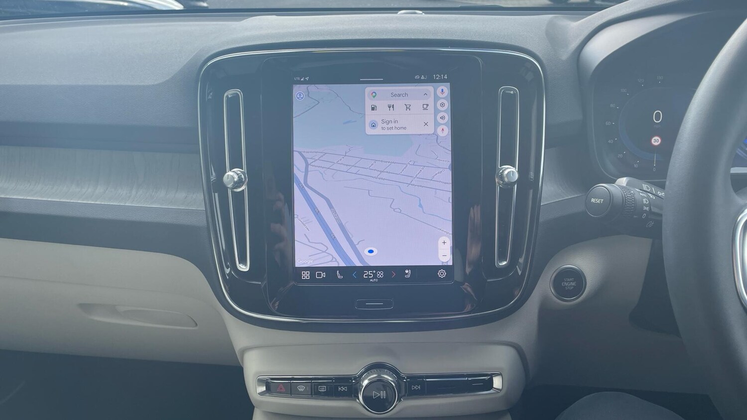 Used Volvo XC40 for sale - 78214477: Photo 18