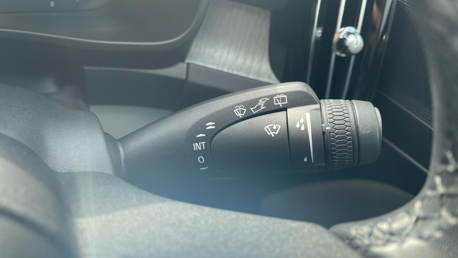 Used Volvo XC40 for sale - 78214477: Photo 23