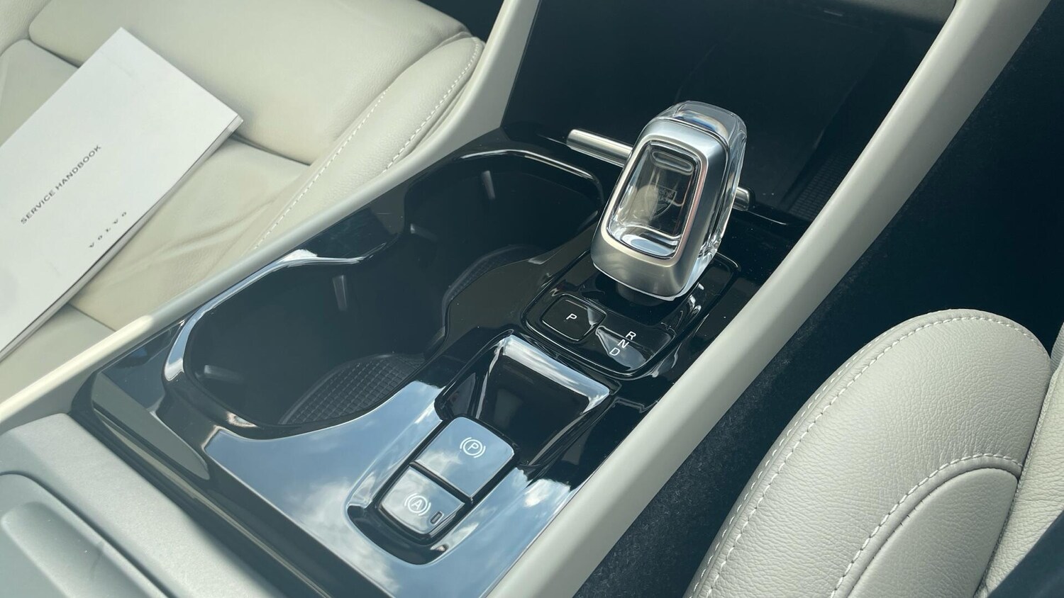 Used Volvo XC40 for sale - 78214477: Photo 26