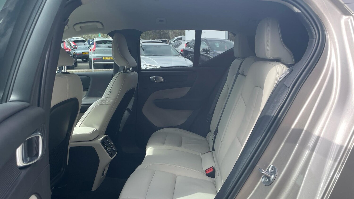 Used Volvo XC40 for sale - 78214477: Photo 33