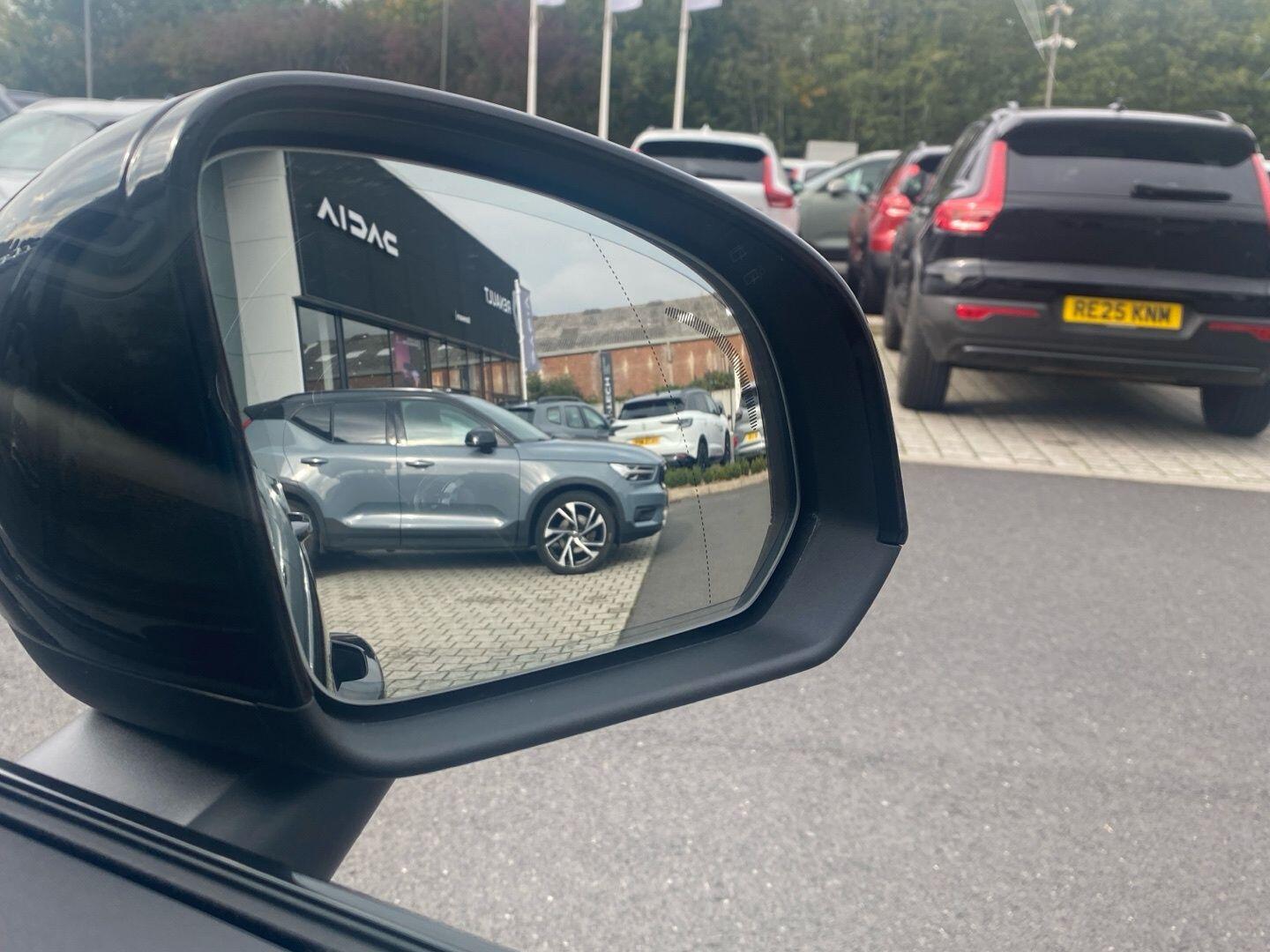 Used Volvo XC40 2025 for sale - 76823961: Photo 31