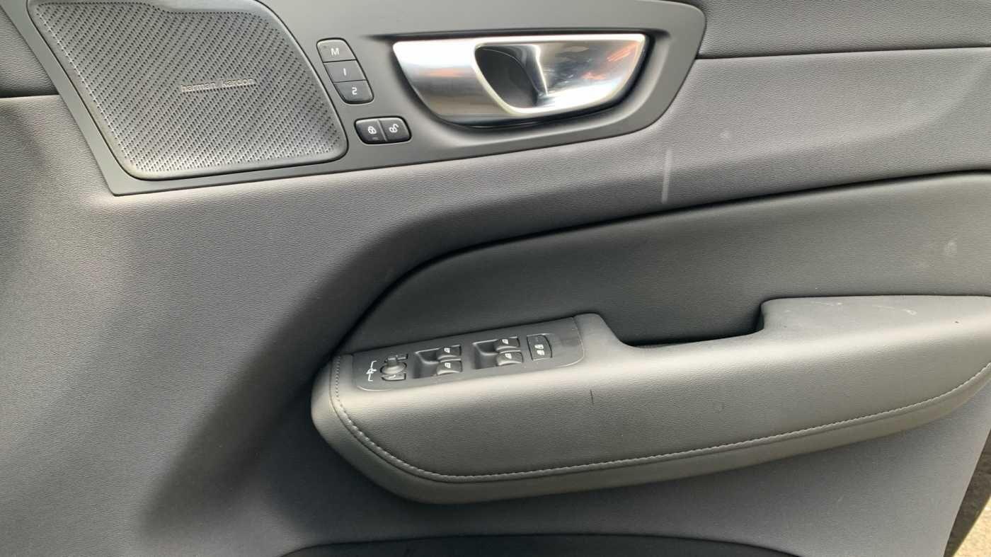 Used Volvo XC60 for sale - 76825236: Photo 31