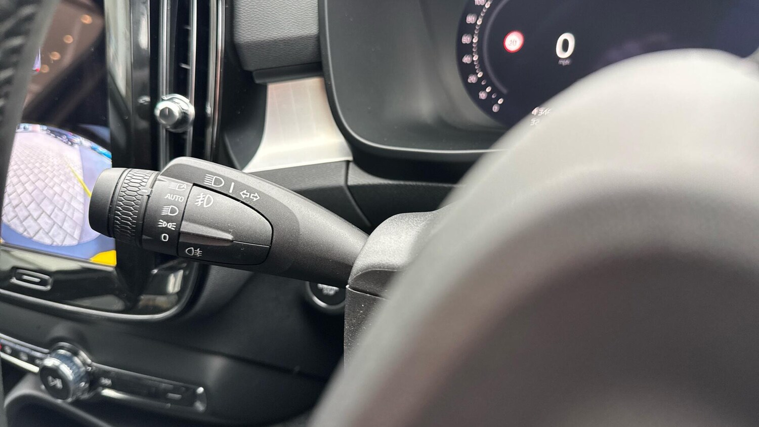 Used Volvo XC40 for sale - 78214205: Photo 18