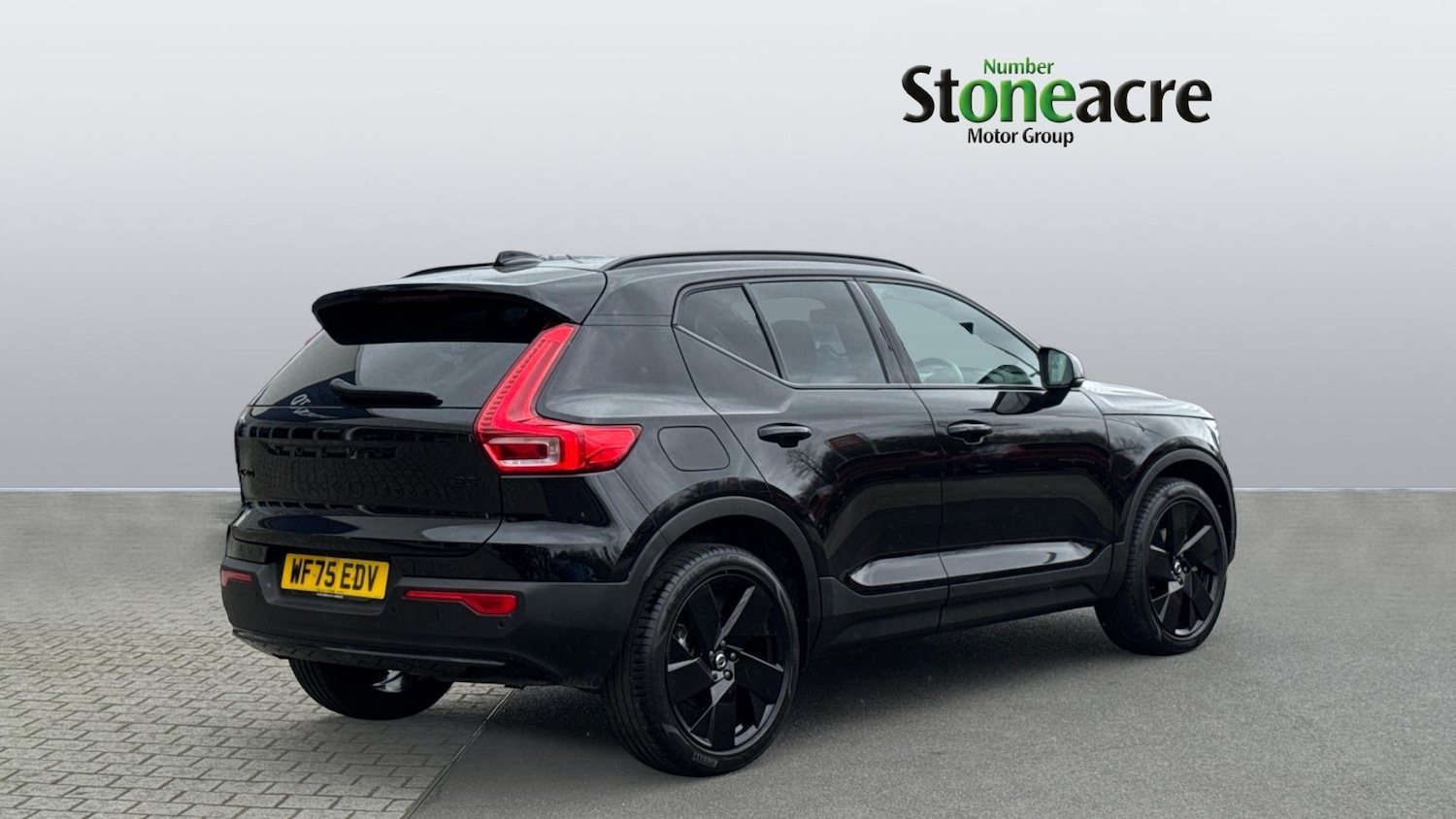 Used Volvo XC40 for sale - 78214205: Photo 2