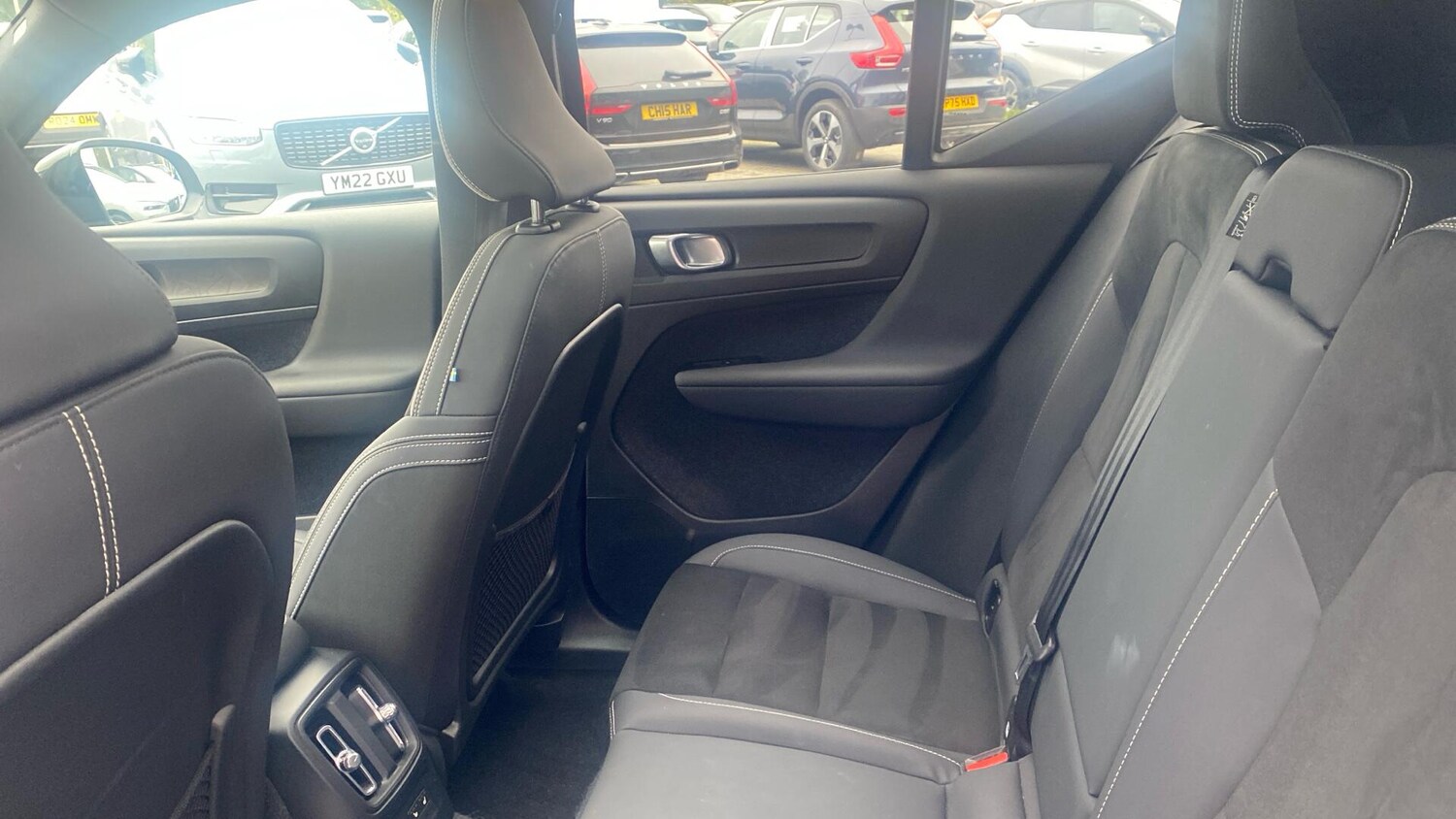 Used Volvo XC40 2023 for sale - 77441150: Photo 33