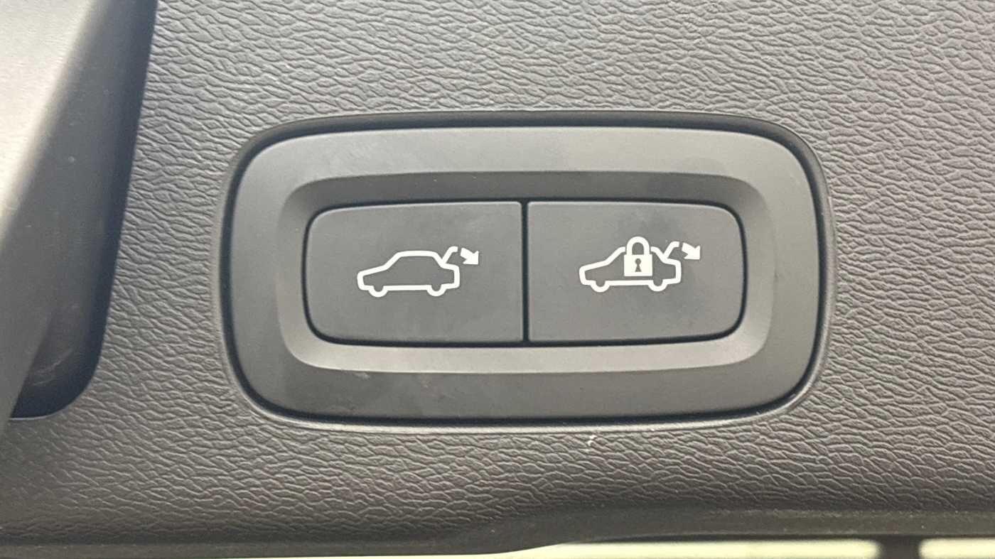 Used Volvo XC60 2025 for sale - 77253924: Photo 18