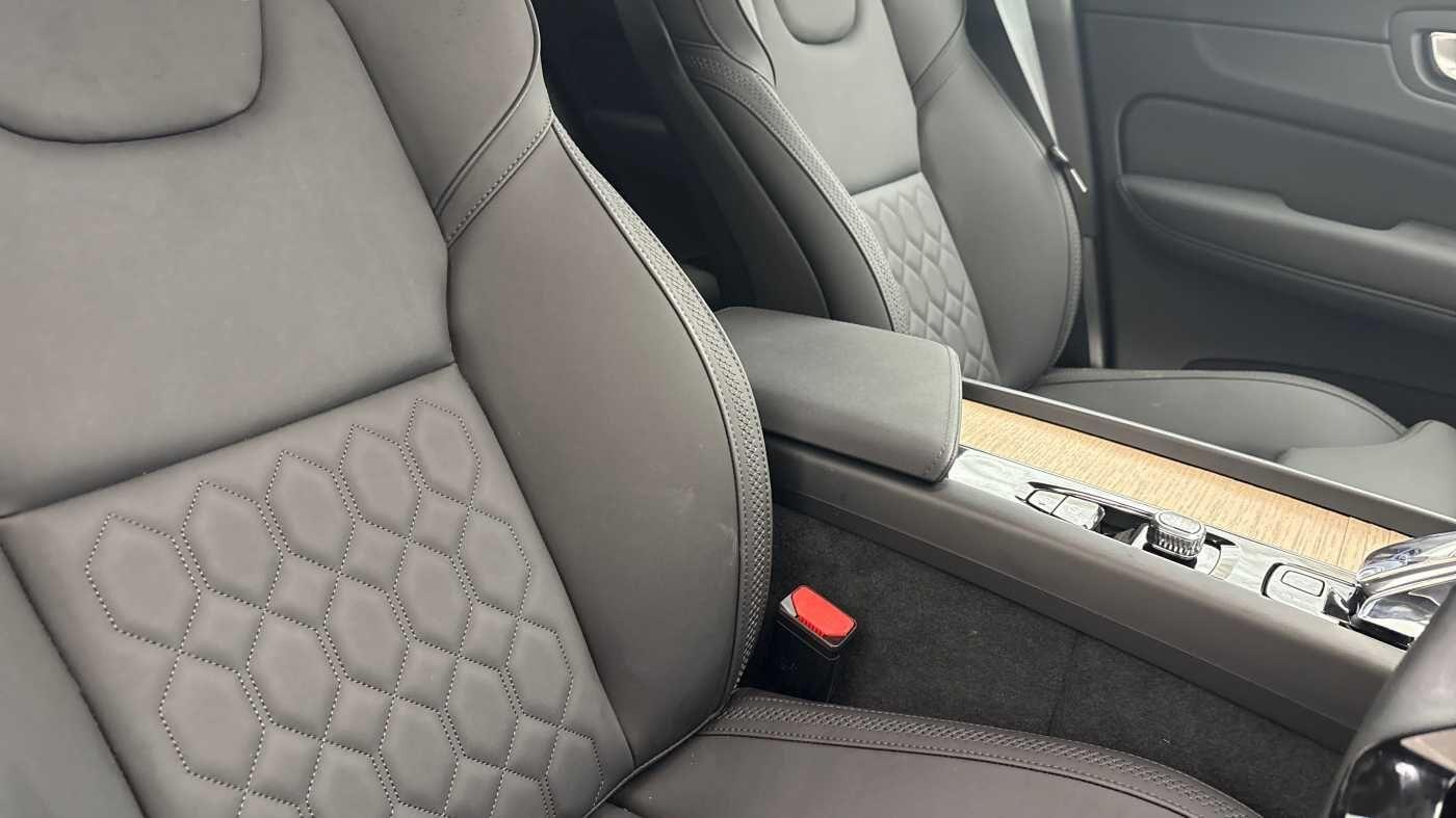 Used Volvo XC60 2025 for sale - 77253924: Photo 28