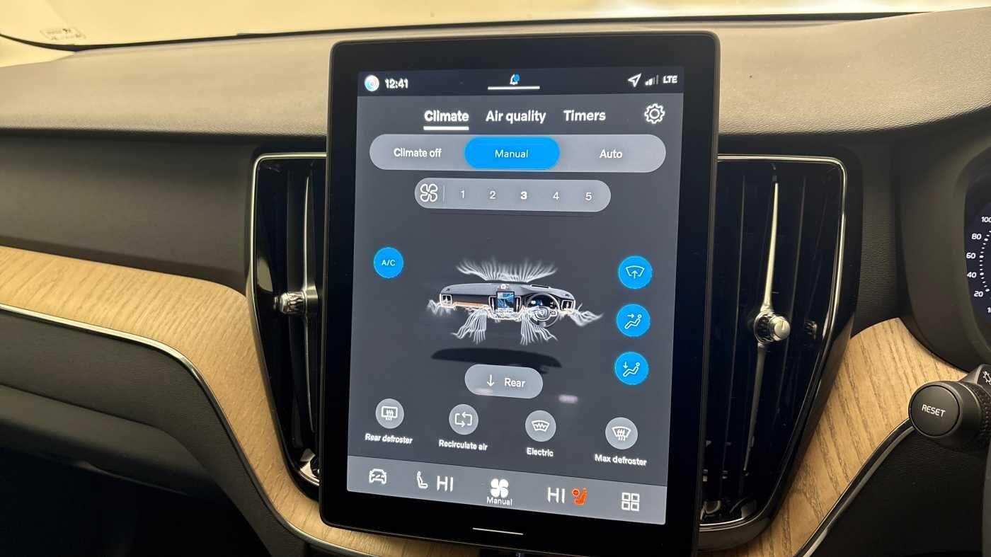 Used Volvo XC60 2025 for sale - 77253924: Photo 38