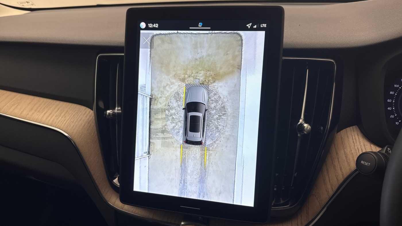 Used Volvo XC60 2025 for sale - 77253924: Photo 42