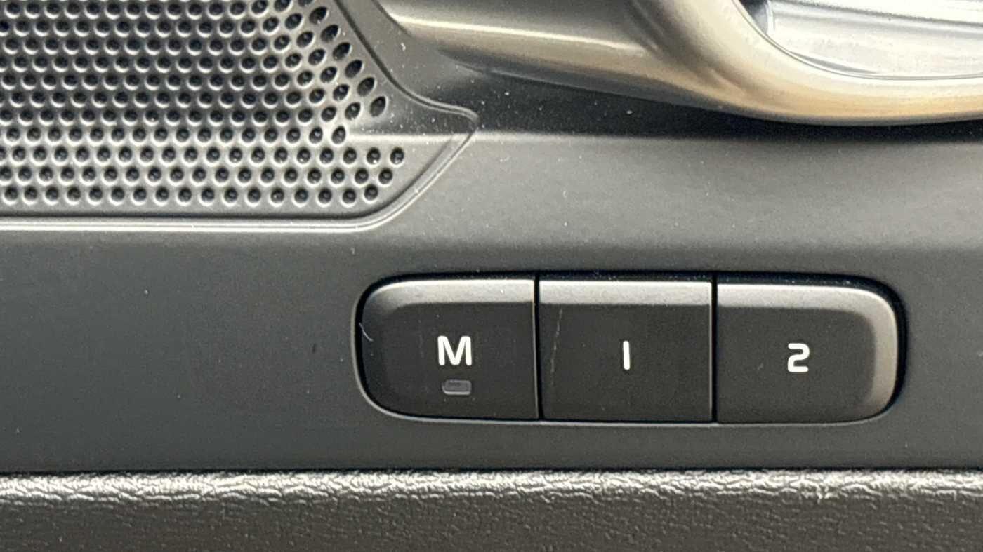 Used Volvo XC40 2025 for sale - 77358702: Photo 25