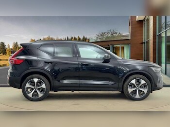 Used Volvo XC40 2025 for sale - 77358702: Photo
