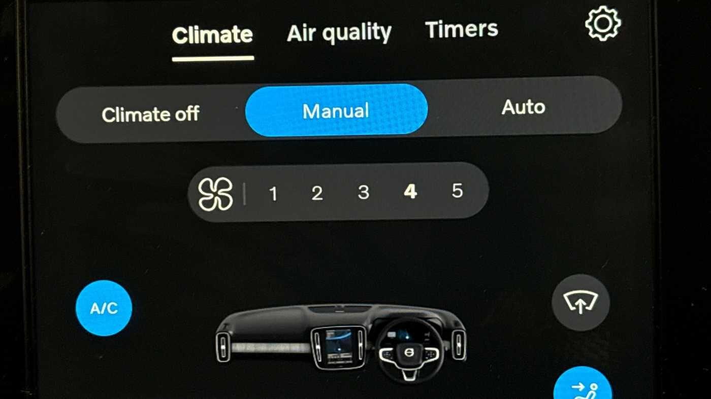 Used Volvo XC40 2025 for sale - 77358702: Photo 39