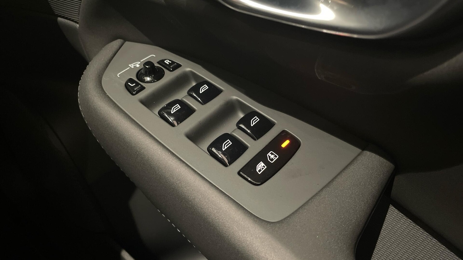 Used Volvo XC90 2025 for sale - 76918665: Photo 24