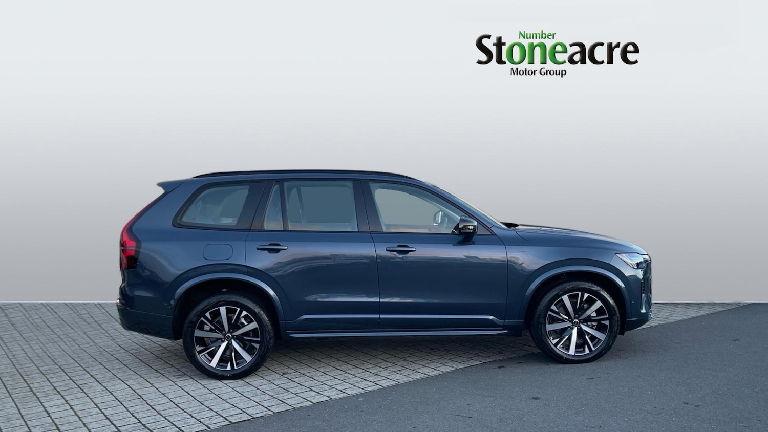 Used Volvo XC90 2025 for sale - 76918665: Photo 3