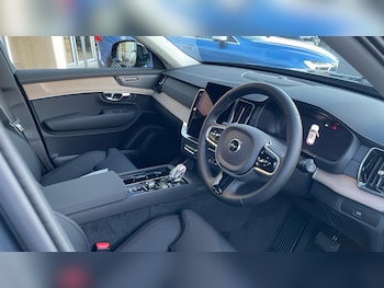 Used Volvo XC90 2025 for sale - 76918665: Photo