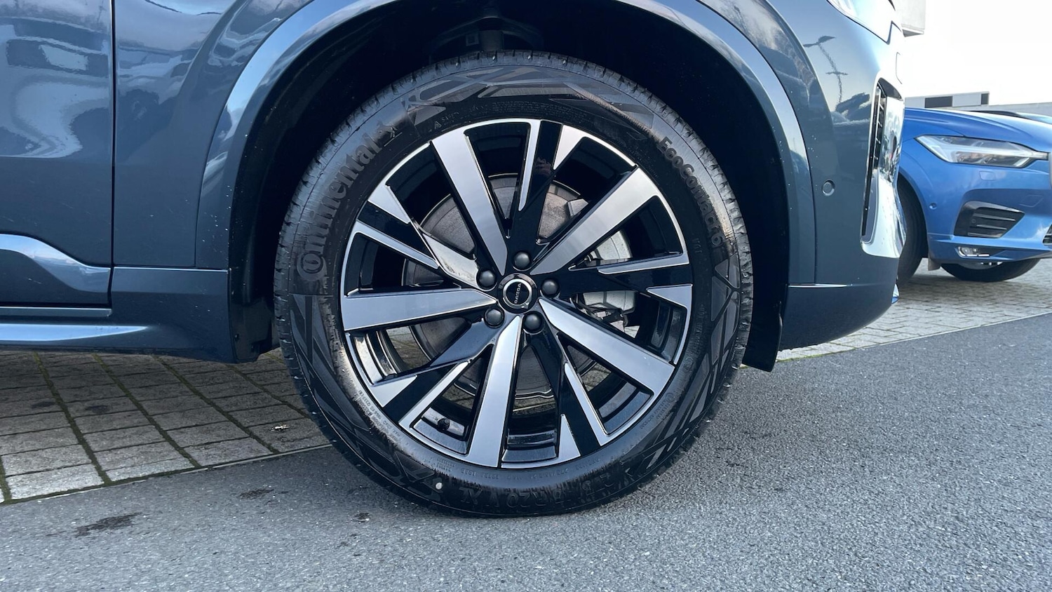 Used Volvo XC90 2025 for sale - 76918665: Photo 9